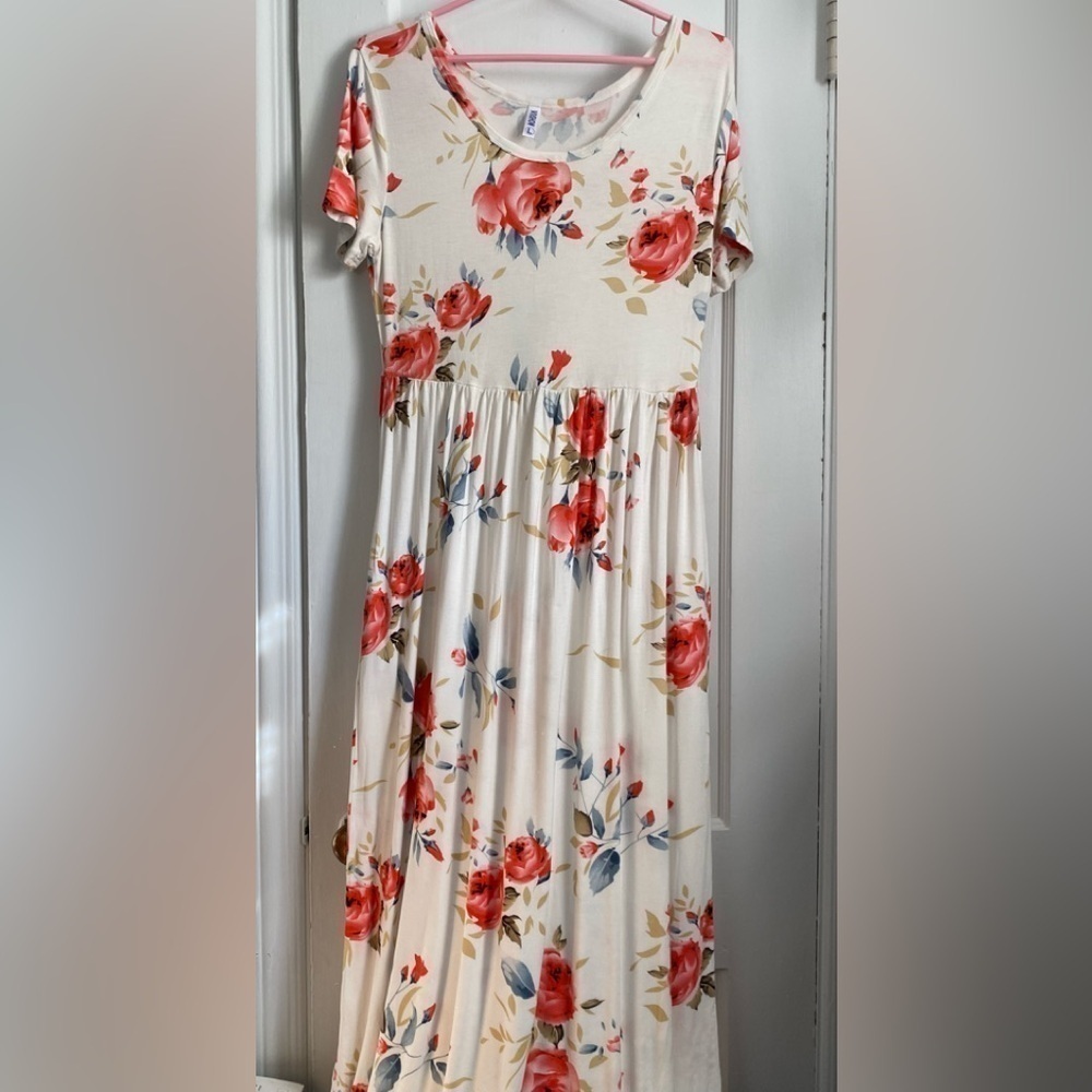VIISHOW White Floral Short Sleeves Casual Max Dress with Pockets, Sz: Large - Picture 5 of 10